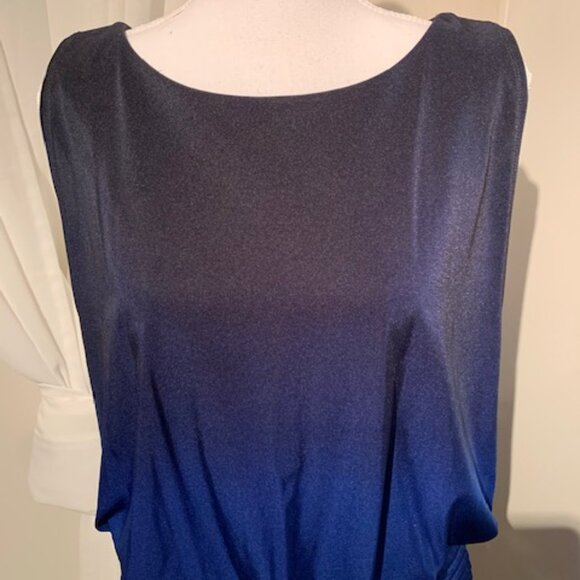 Chic dress Melanie Lynn - Picture 3 of 8